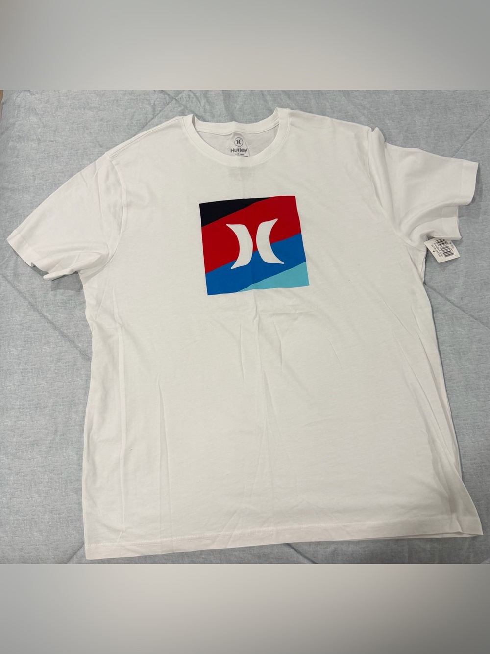Hurley White Logo Graphic Tee - Men